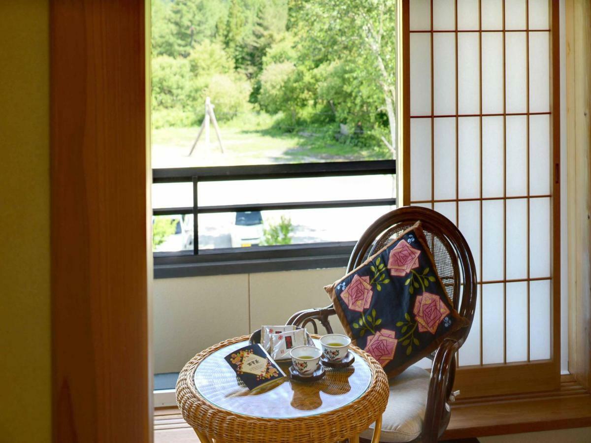 祭畤温泉かみくら Hotel Ichinoseki Buitenkant foto