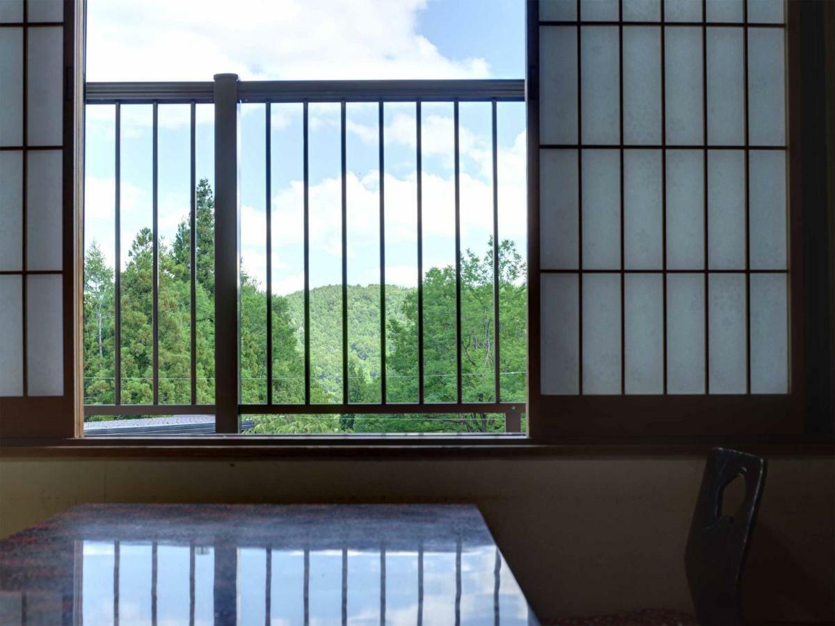 祭畤温泉かみくら Hotel Ichinoseki Buitenkant foto